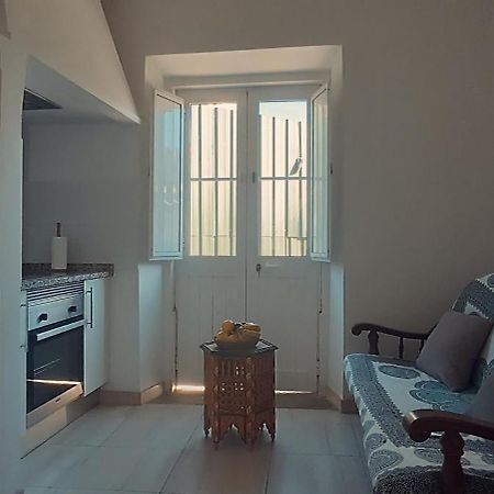 Apartment With Roof Terrace In Town Centre تافيرا المظهر الخارجي الصورة