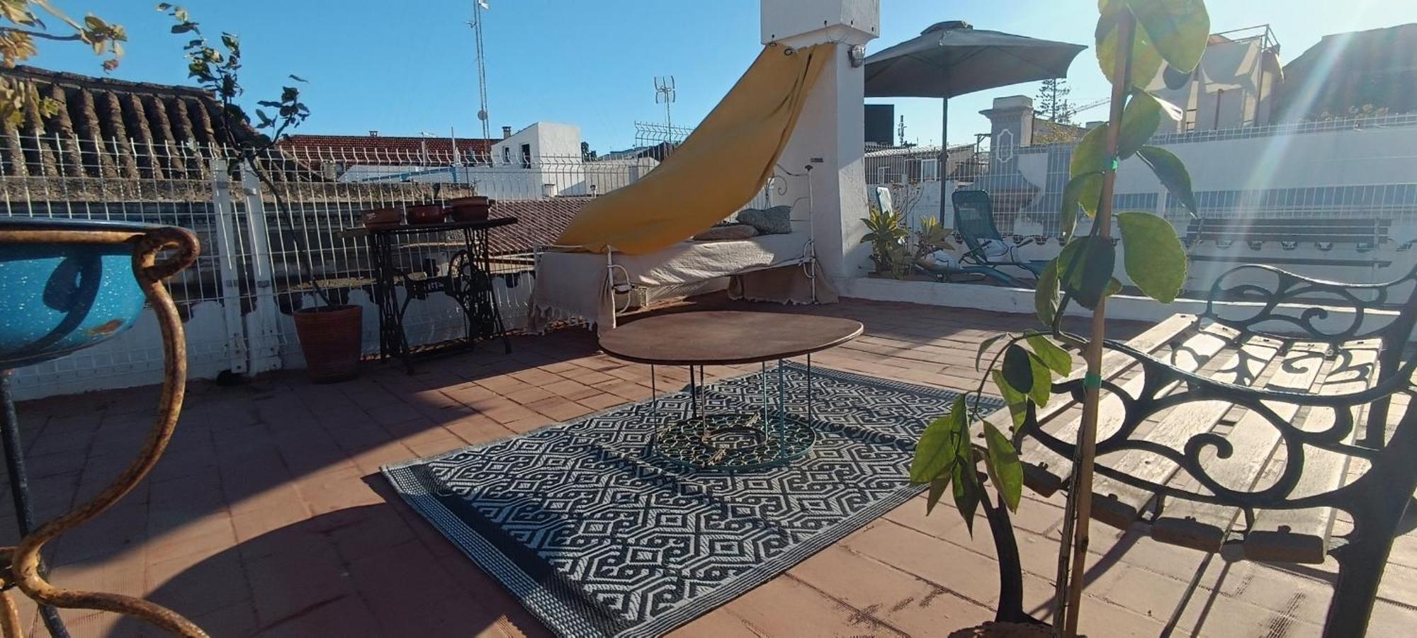 Apartment With Roof Terrace In Town Centre تافيرا المظهر الخارجي الصورة